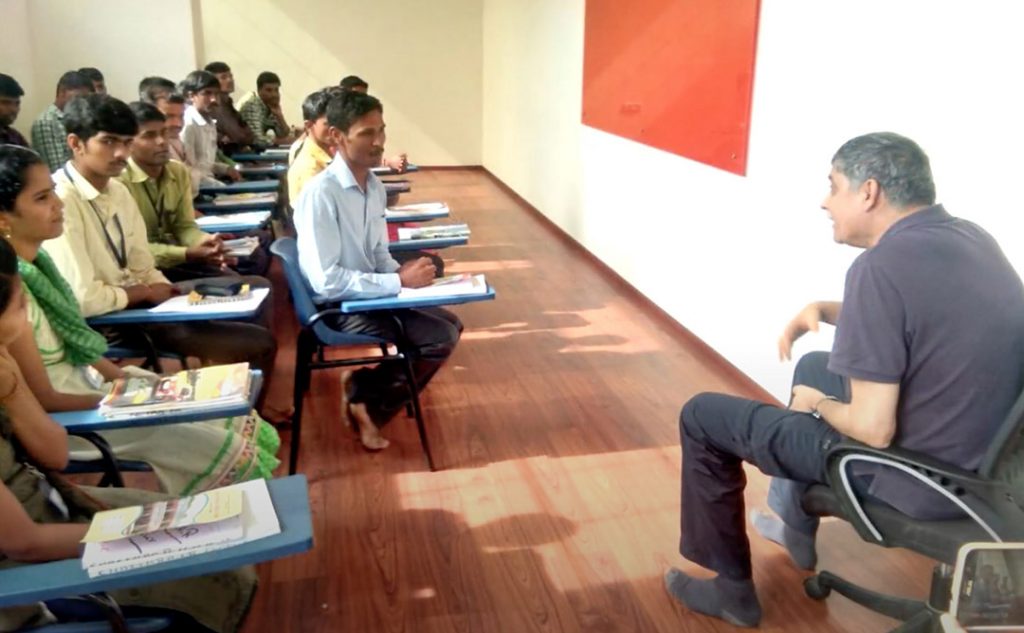 Vivek Talwar visits Head Held High